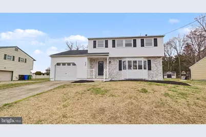 327 Bucknell Avenue, Blackwood, NJ 08012 - Photo 1