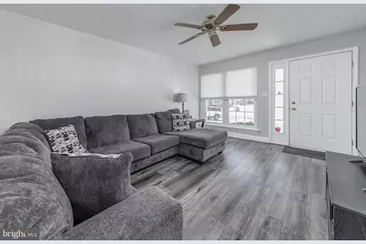 68 Kerry Lynn Court, Monroe Township, NJ 08094 - Photo 2