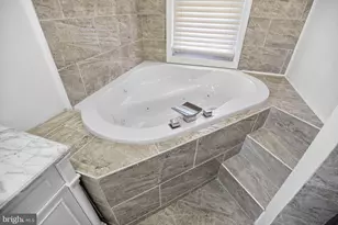 20 E Buck St, Paulsboro, NJ 08066 - Photo 24