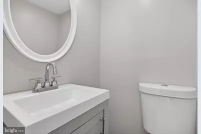 20 E Buck Street, Paulsboro, NJ 08066 - Photo 16