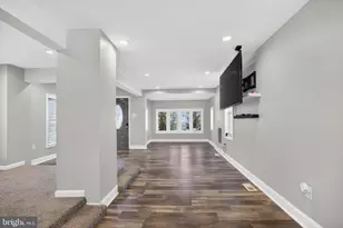 20 E Buck St, Paulsboro, NJ 08066 - Photo 2