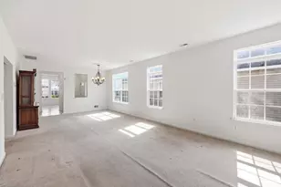 539 Riviera Dr, Monroe Township, NJ 08094 - Photo 10