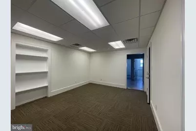 200 High Street W, Glassboro, NJ 08028 - Photo 4