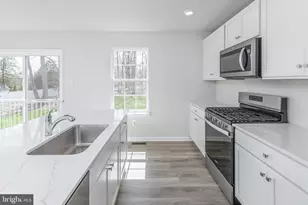 1626 White Cedar Ln, Monroe Township, NJ 08094 - Photo 10