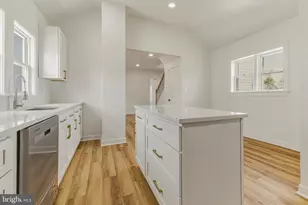 110 Washington Ave, Monroe Township, NJ 08094 - Photo 12