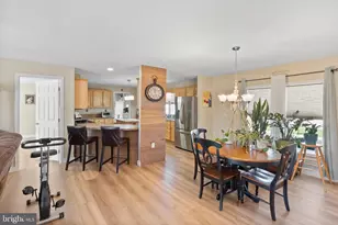 2088 Burlington Circle, Monroe Township, NJ 08094 - Photo 4