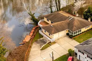 227 Meadow Ln, Woodbury, NJ 08096 - Photo 1