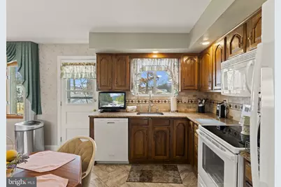 1010 Hancock Drive, Blackwood, NJ 08012 - Photo 12