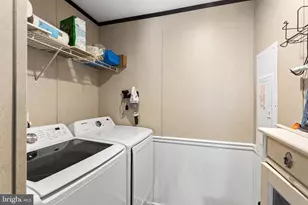 234 Iris Rd, Harrison Township, NJ 08062 - Photo 6