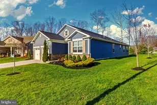 100 Castlebay Dr, Monroe Township, NJ 08094 - Photo 2