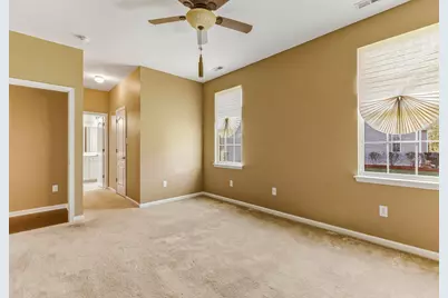 100 Castlebay Drive, Monroe Township, NJ 08094 - Photo 8