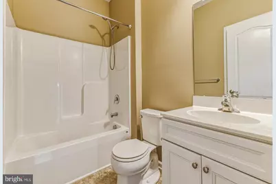 100 Castlebay Drive, Monroe Township, NJ 08094 - Photo 12