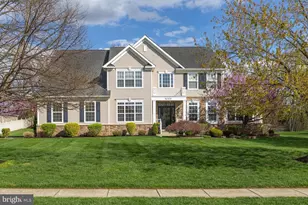 808 Derius Dr, East Greenwich Township, NJ 08056 - Photo 2