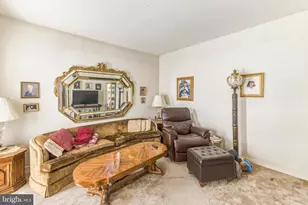 303 Kali Ln, Monroe Township, NJ 08094 - Photo 4