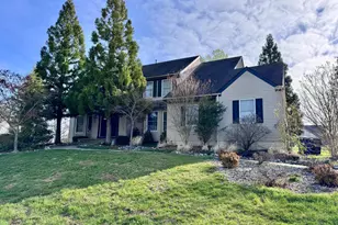 11 Orchard Dr, Harrison Township, NJ 08062 - Photo 2