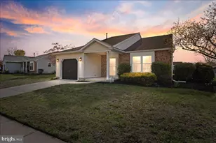 38 Pinecrest Dr, Woodbury, NJ 08096 - Photo 1