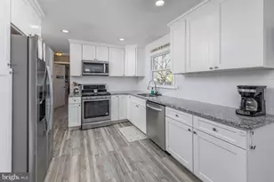 427 Birch Dr, East Greenwich Township, NJ 08056 - Photo 10