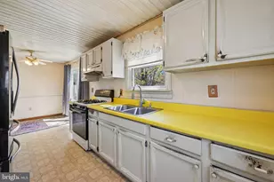 314 Lake Ave, Monroe Township, NJ 08094 - Photo 14