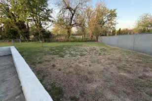 1049 Cooper St, Deptford, NJ 08096 - Photo 4