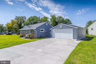 1049 Cooper St, Deptford, NJ 08096 - Photo 2