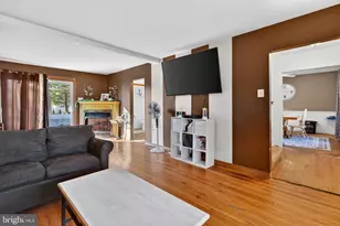 106 Lakeside Dr, Glassboro, NJ 08028 - Photo 14