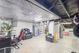 110 E Madison St, Paulsboro, NJ 08066 - Photo 18