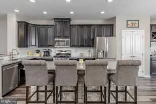 1027 Prime Pl, Sewell, NJ 08080 - Photo 4
