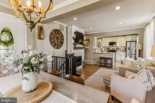 14 Lynn Dr, West Deptford Township, NJ 08096 - Photo 4