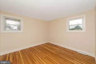 825 Lexington Ave, Washington Township, NJ 08012 - Photo 14
