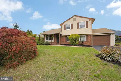 825 Lexington Avenue, Washington Township, NJ 08012 - Photo 2