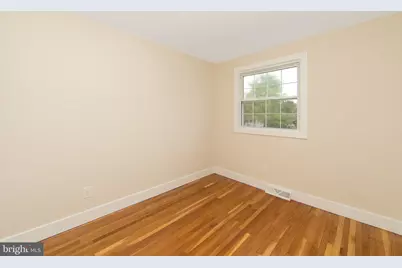 825 Lexington Avenue, Washington Township, NJ 08012 - Photo 22