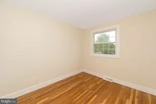 825 Lexington Ave, Washington Township, NJ 08012 - Photo 22