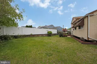825 Lexington Ave, Washington Township, NJ 08012 - Photo 34