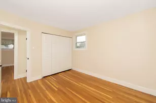825 Lexington Ave, Washington Township, NJ 08012 - Photo 18