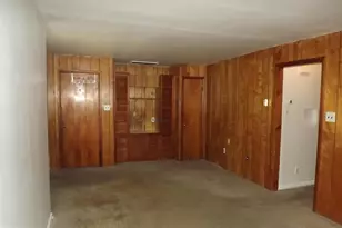 244 W Clayton Ave, Clayton, NJ 08312 - Photo 2