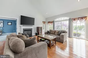 18 Morning Glory Cir, Harrison Township, NJ 08062 - Photo 14