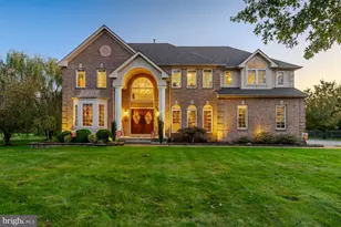 18 Morning Glory Cir, Harrison Township, NJ 08062 - Photo 1