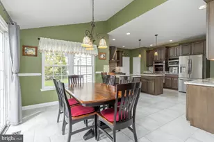 18 Morning Glory Cir, Harrison Township, NJ 08062 - Photo 10
