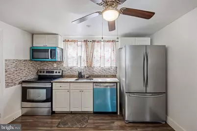 28 E Adams Street, Paulsboro, NJ 08066 - Photo 10