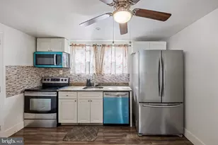 28 E Adams St, Paulsboro, NJ 08066 - Photo 10
