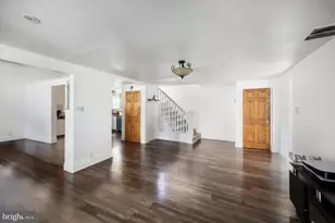 28 E Adams St, Paulsboro, NJ 08066 - Photo 8