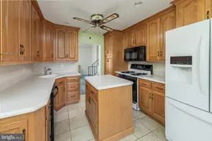 19 Fairmount Dr, Glassboro, NJ 08028 - Photo 8