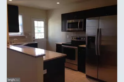 95B Linden Avenue #B, Pitman, NJ 08071 - Photo 4
