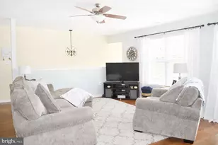 102 Red Bud Ln, Mantua, NJ 08051 - Photo 2