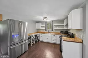1128 Poplar Ave, Monroe Township, NJ 08094 - Photo 18
