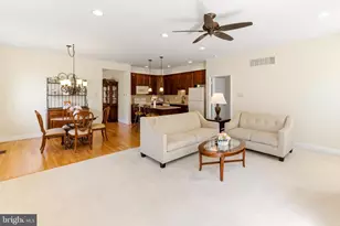 31 Silver Creek Dr, Mantua, NJ 08051 - Photo 2
