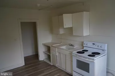 915 N Delaware Street, Paulsboro, NJ 08066 - Photo 14