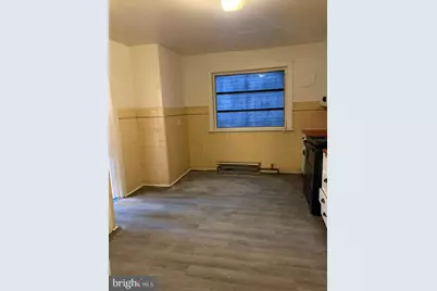 915 N Delaware Street, Paulsboro, NJ 08066 - Photo 6