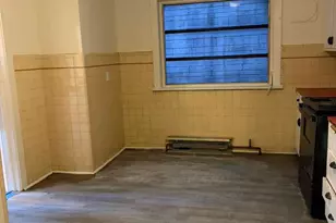 915 N Delaware St, Paulsboro, NJ 08066 - Photo 2