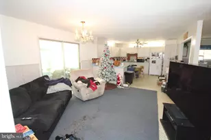 458 Greentree Rd, Sewell, NJ 08080 - Photo 6